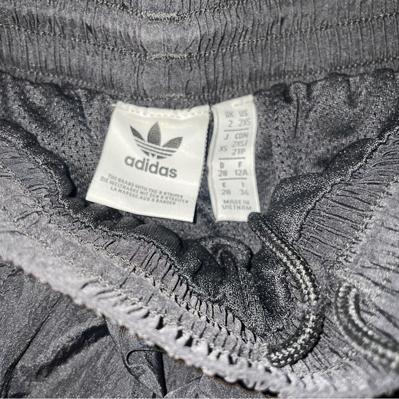 Adidas Originals Linear Logo Track Pants - Picture 3 of 3